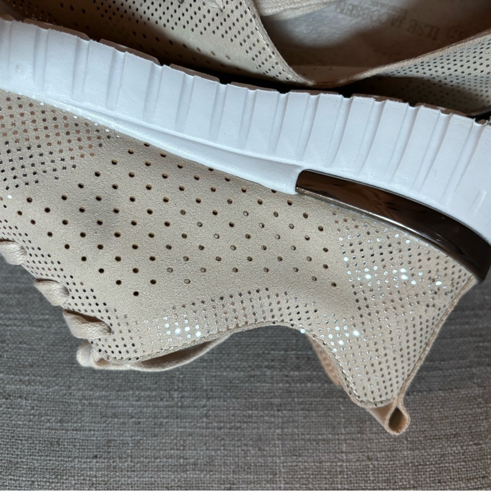 Ilse Jacobsen Cream Sneakers Breathable Knit Design - Picture 5 of 11